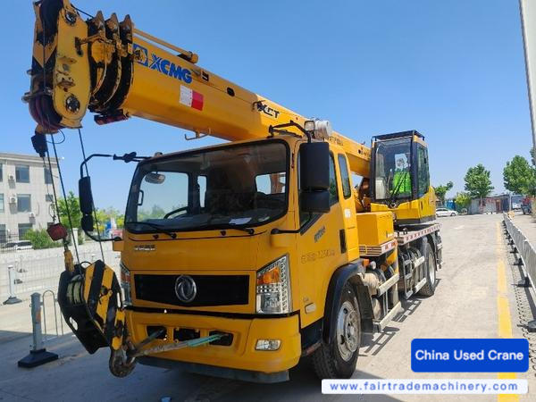 Buy XCMG X8 Used Crane / 1